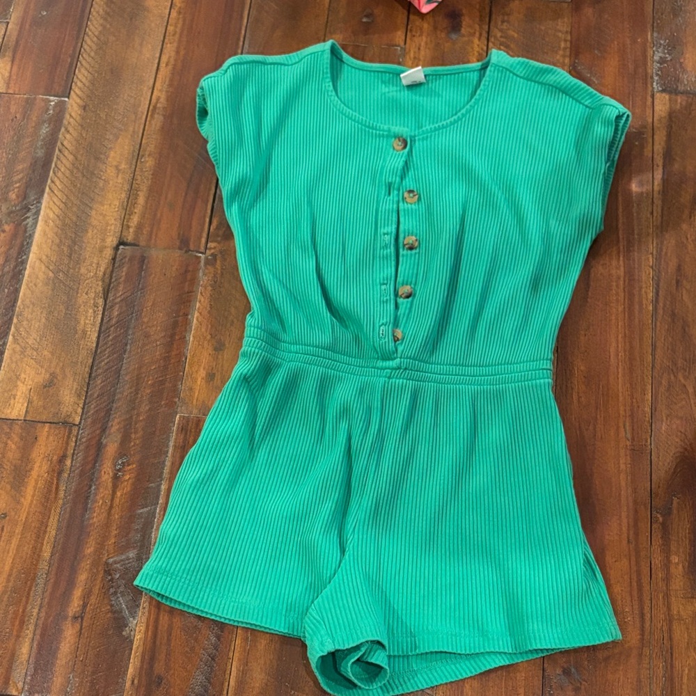 Old Navy Romper Bundle - Picture 4 of 4